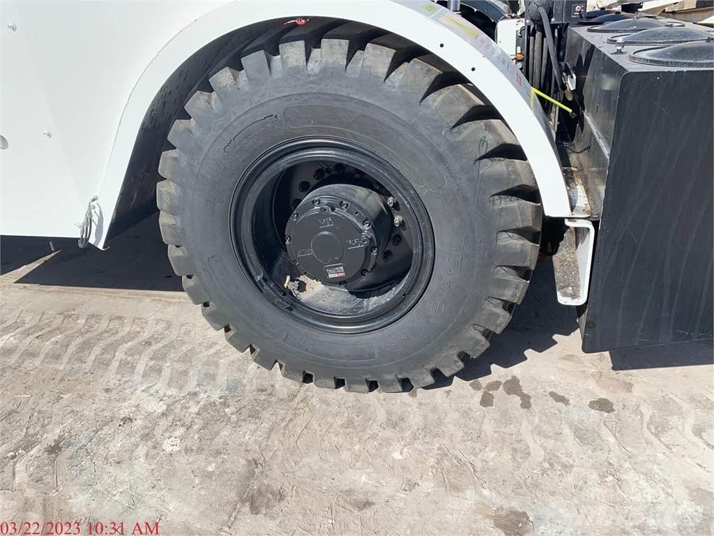 Roadtec MTV1100E 物料運輸車輛