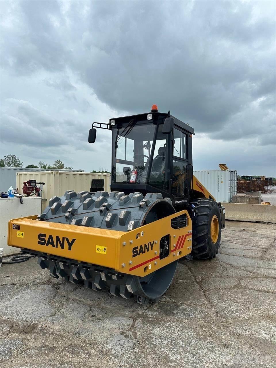 Sany SSR120C-8 廢棄物壓實機