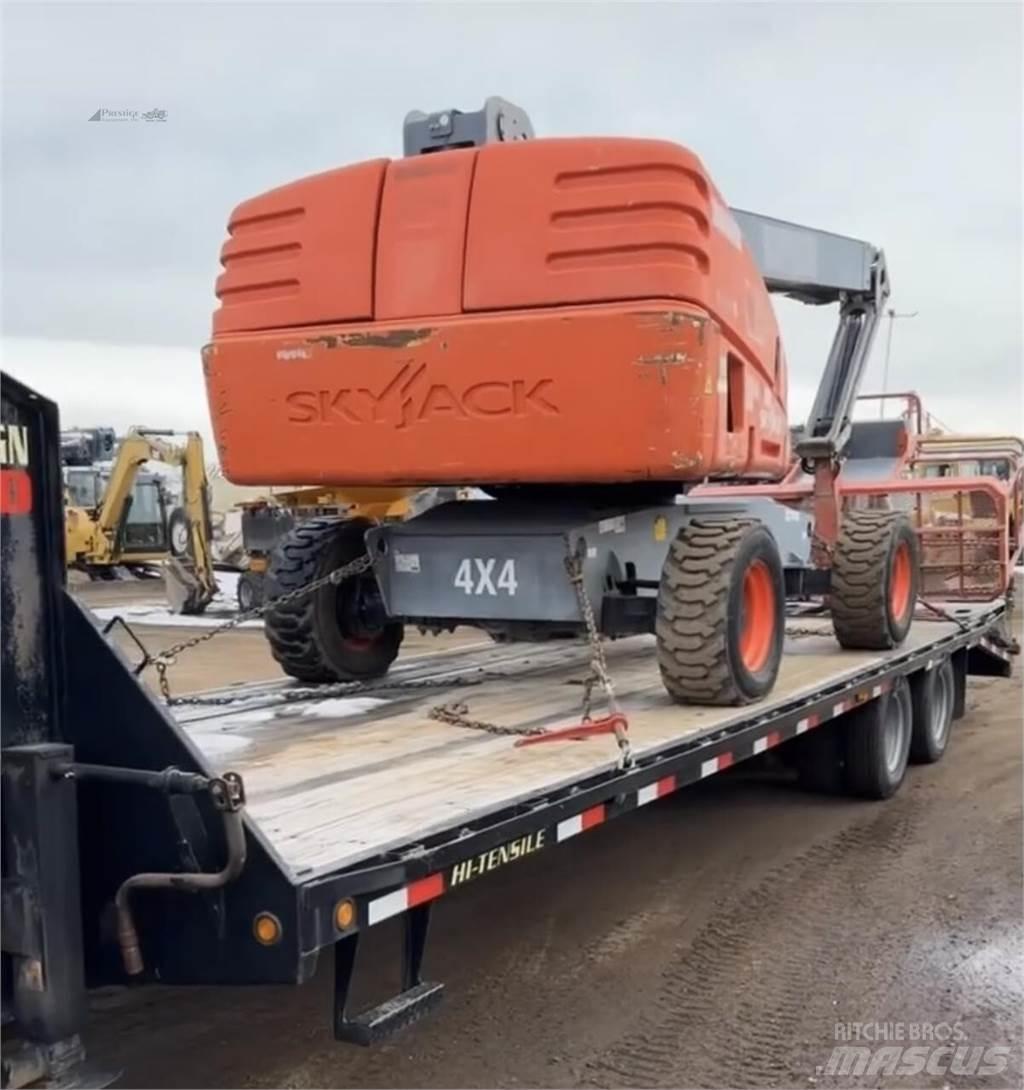 SkyJack SJ45T 伸縮臂高空作業車