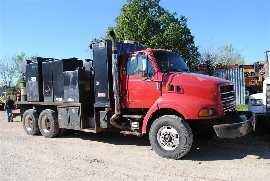 Sterling L8500 運油車