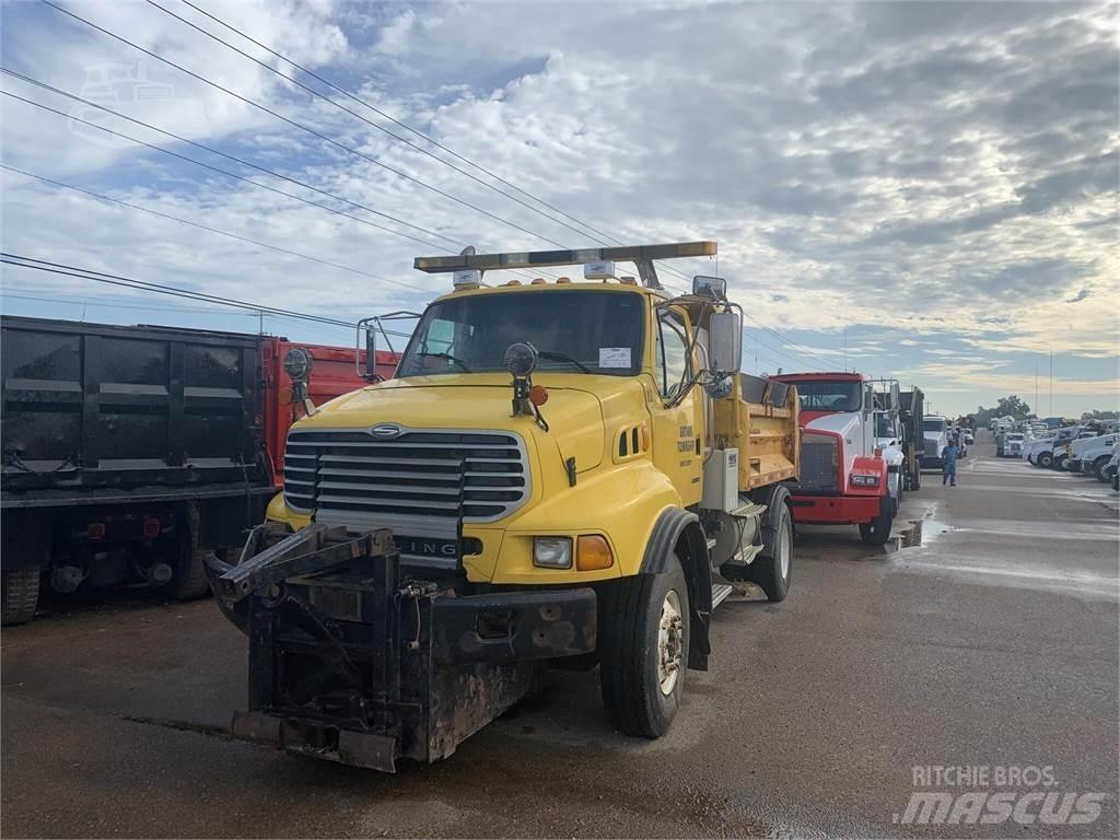 Sterling L8500 傾卸式卡車