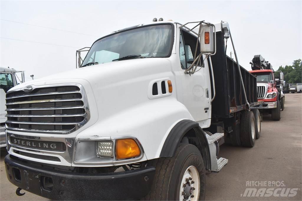 Sterling L9500 傾卸式卡車