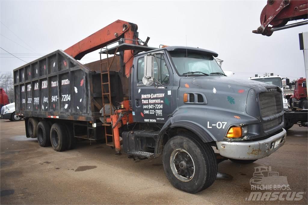Sterling L9500 起重機卡車