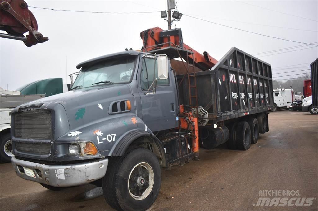 Sterling L9500 起重機卡車