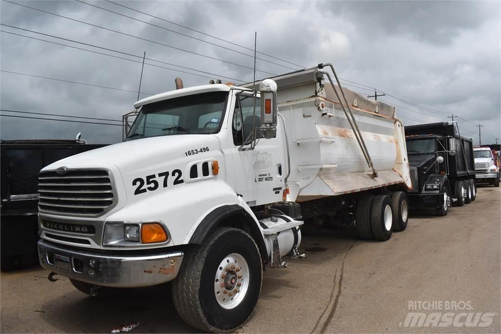 Sterling L9500 傾卸式卡車