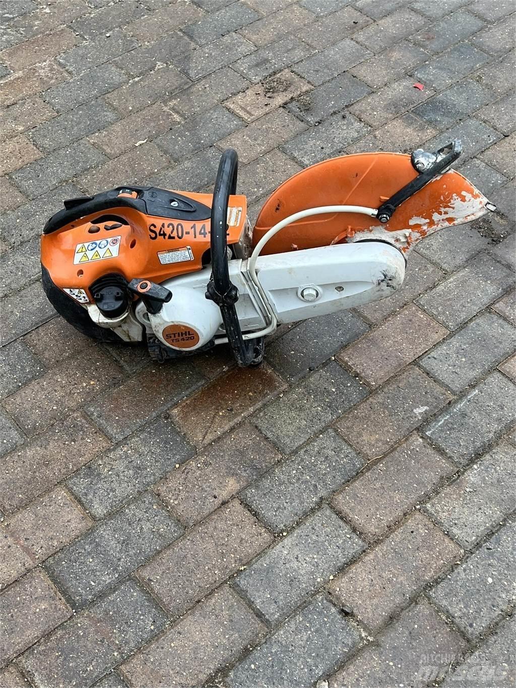 Stihl TS420 岩石和混凝土鋸