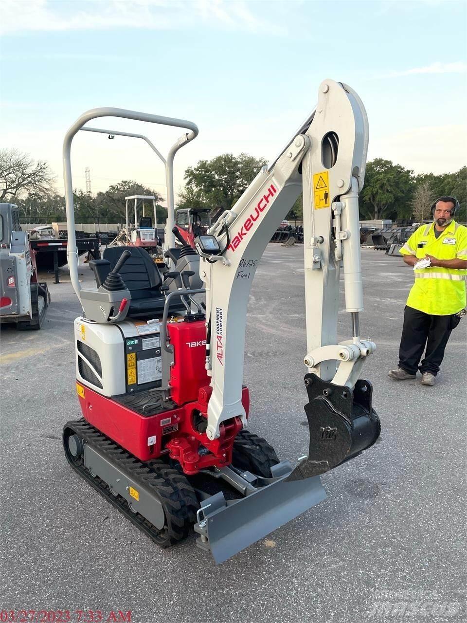 Takeuchi TB210R 小型挖土機/掘鑿機<7t(小型挖掘機)