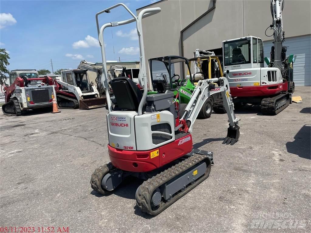 Takeuchi TB210R 小型挖土機/掘鑿機<7t(小型挖掘機)