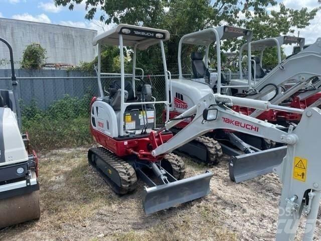 Takeuchi TB216 小型挖土機/掘鑿機<7t(小型挖掘機)