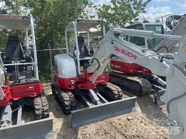 Takeuchi TB335R 小型挖土機/掘鑿機<7t(小型挖掘機)