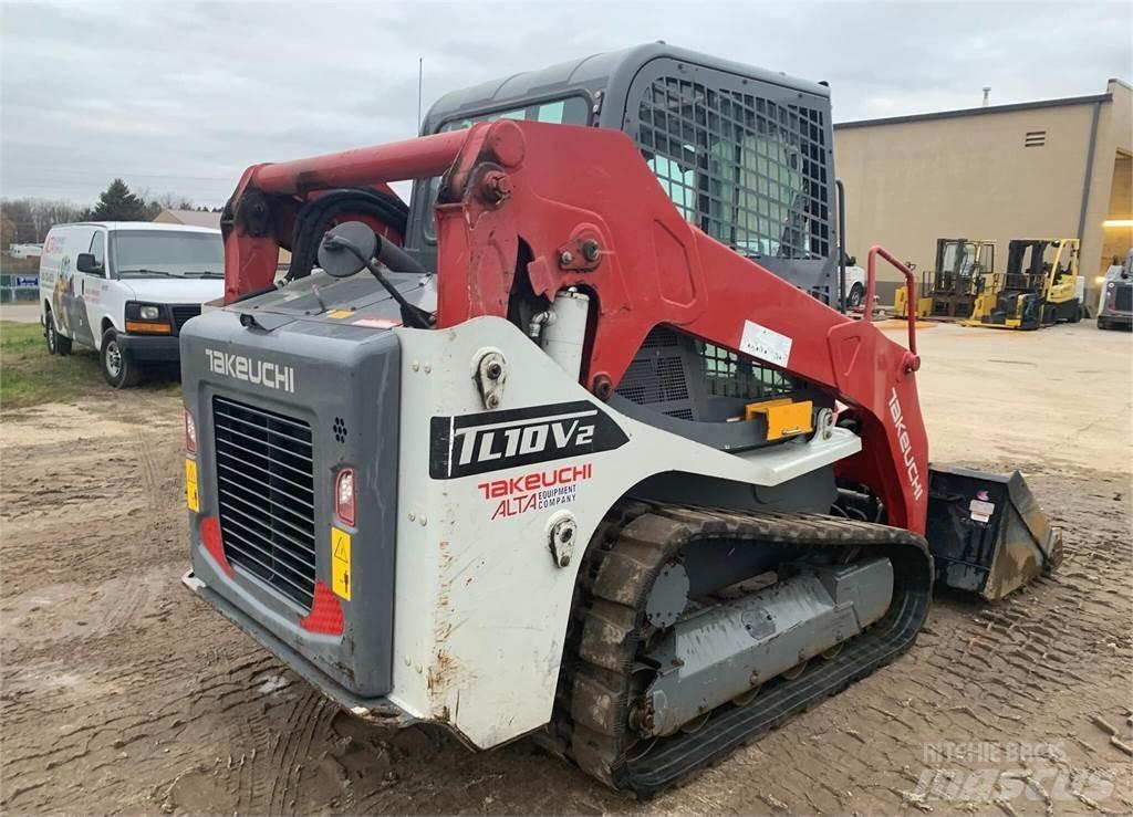 Takeuchi TL10V2 滑移轉向裝載機