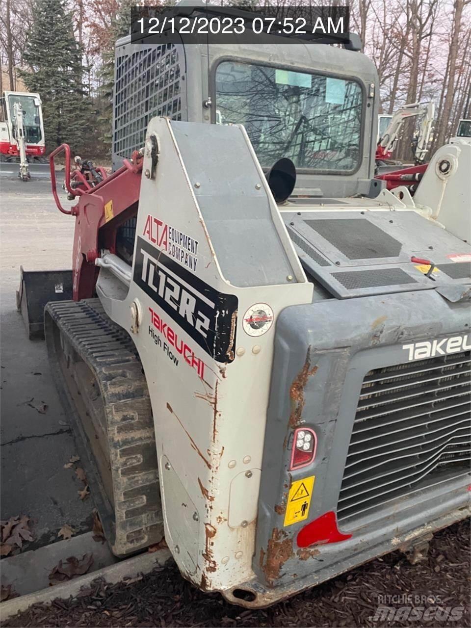 Takeuchi TL12R2 滑移轉向裝載機