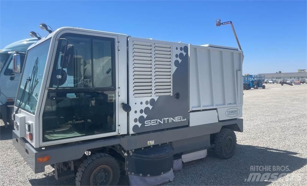 Tennant SENTINEL 掃倉機