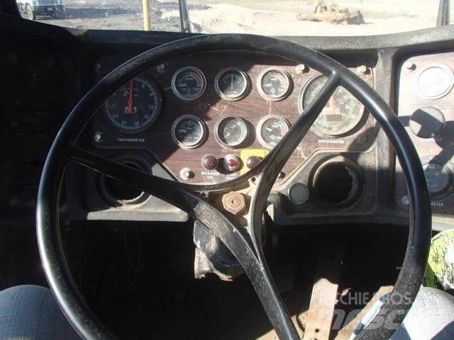 Terex 3307 鉸接式起吊車