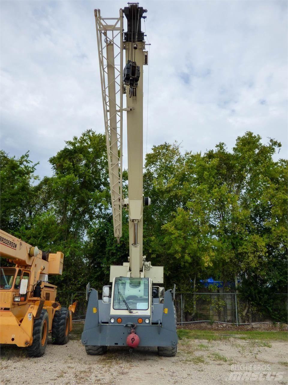 Terex CD225 越野起重機