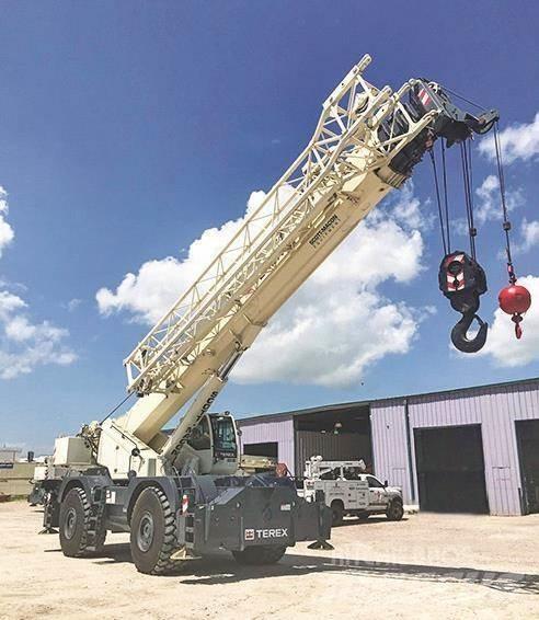 Terex QUADSTAR 1100 越野起重機