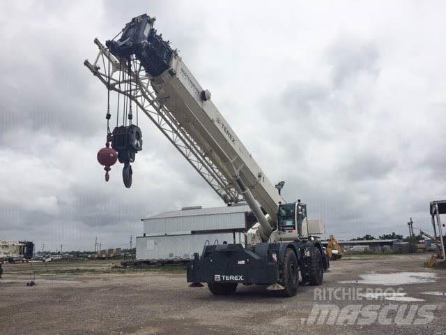 Terex QUADSTAR 1100 越野起重機