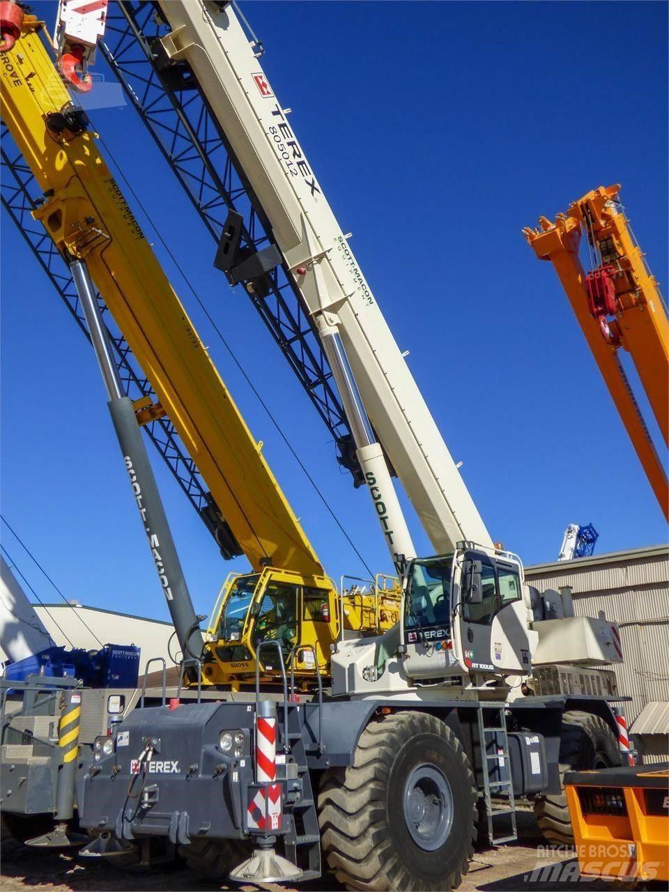 Terex RT100 越野起重機