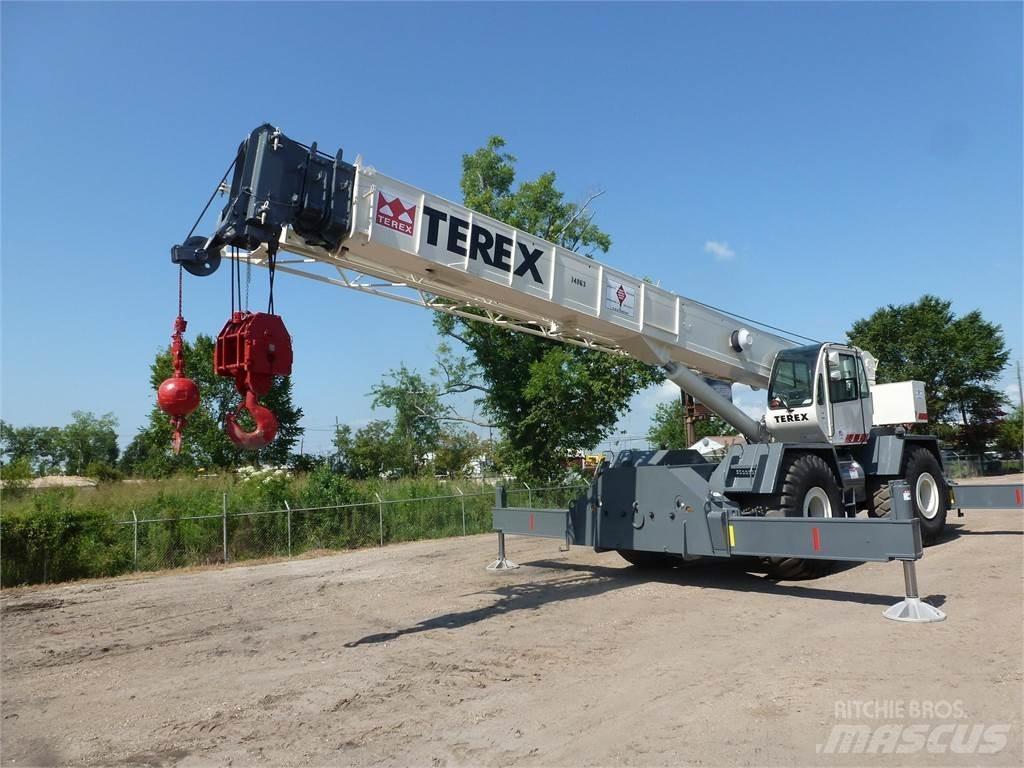 Terex RT665 越野起重機
