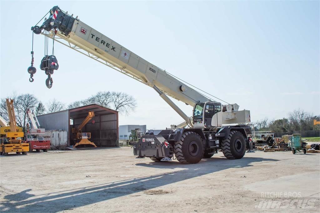 Terex RT780 越野起重機