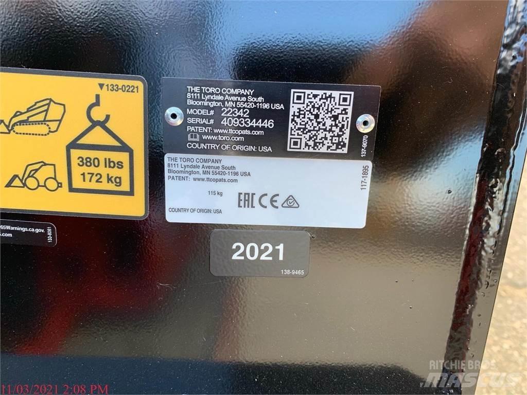 Toro DINGO TX1000W 滑移轉向裝載機