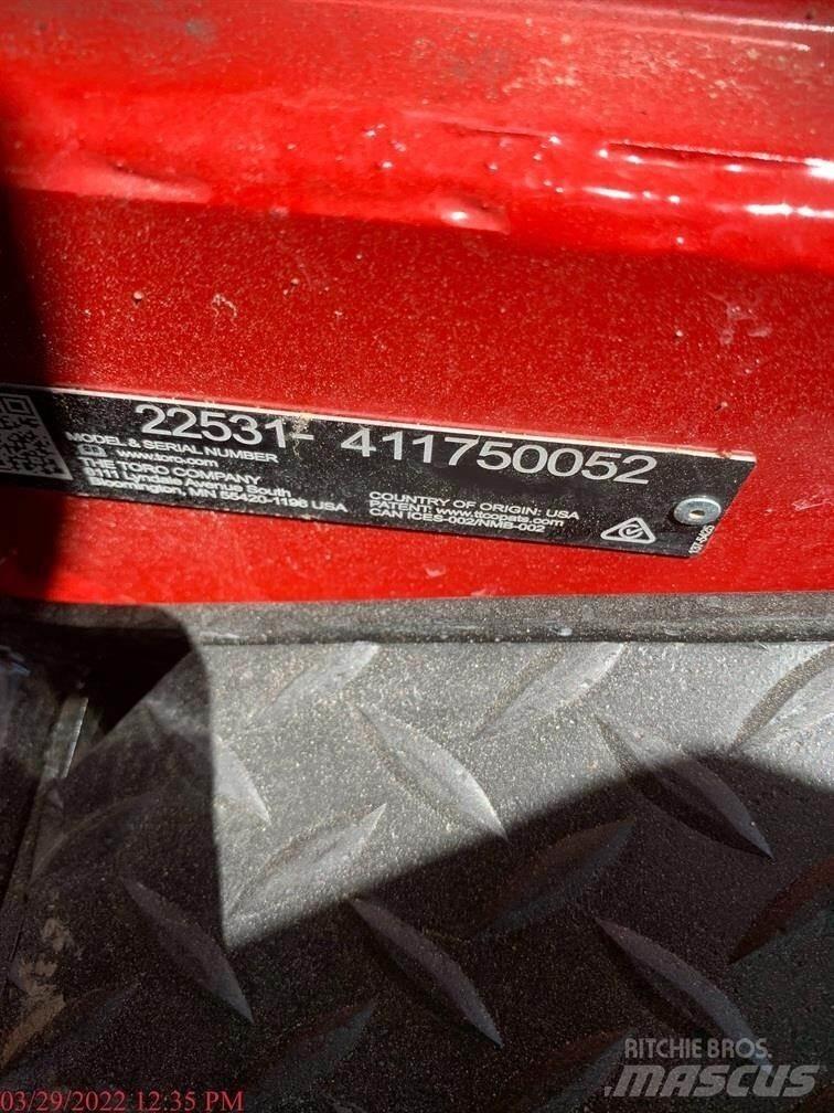 Toro DINGO TXL2000 滑移轉向裝載機