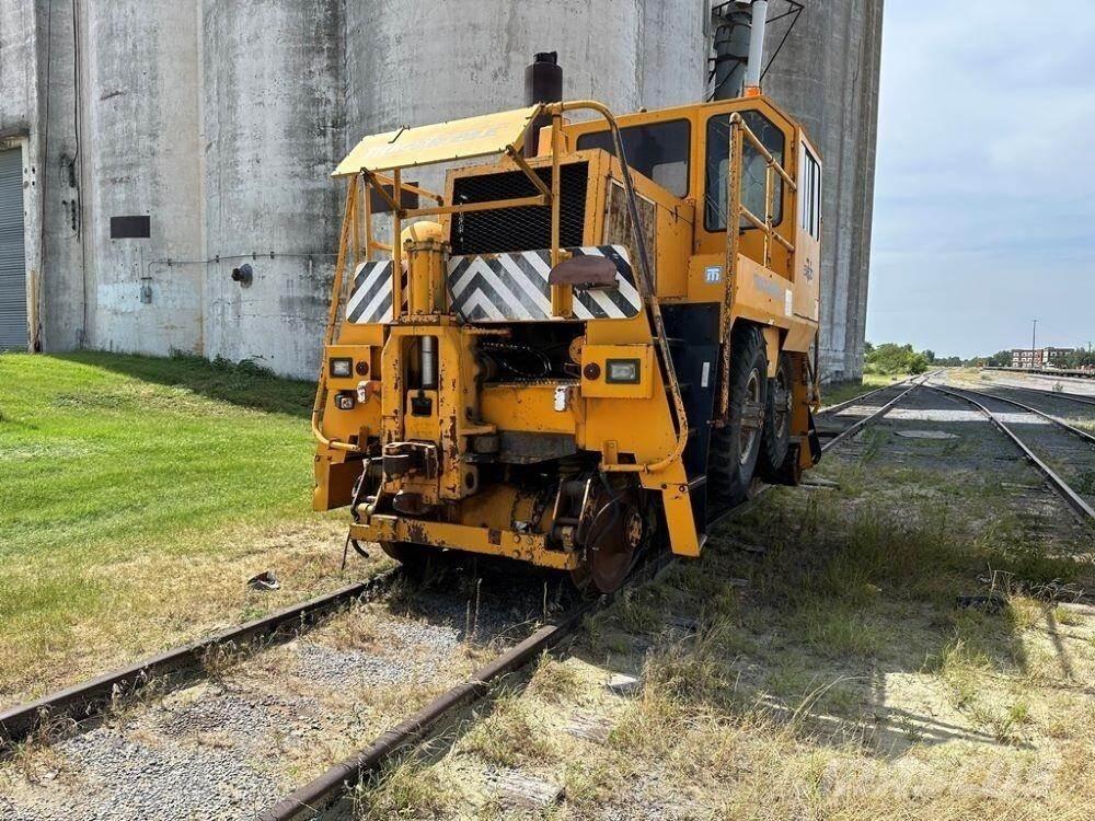  TRACKMOBILE 5500TM 其他