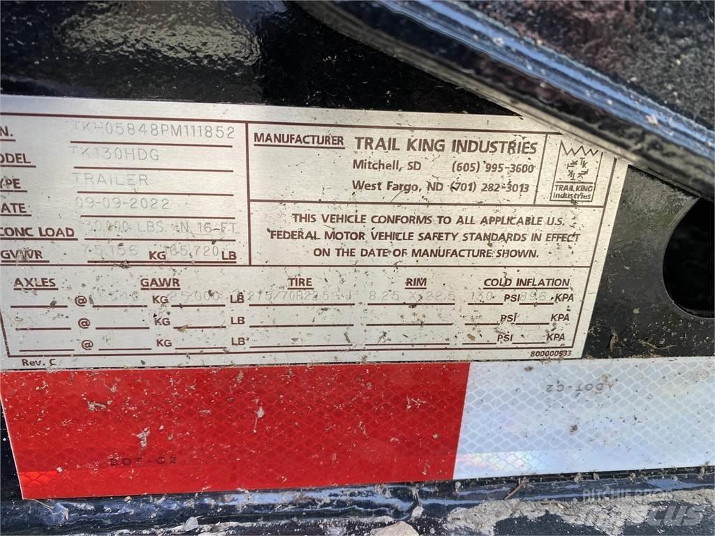 Trail King  地架式半拖車