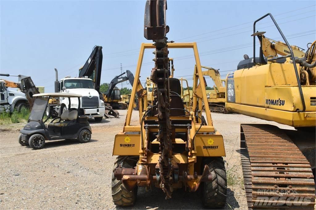 Vermeer V4150 掘溝機