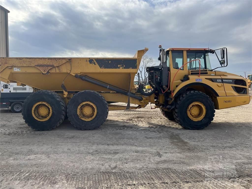 Volvo A25G 鉸接式起吊車