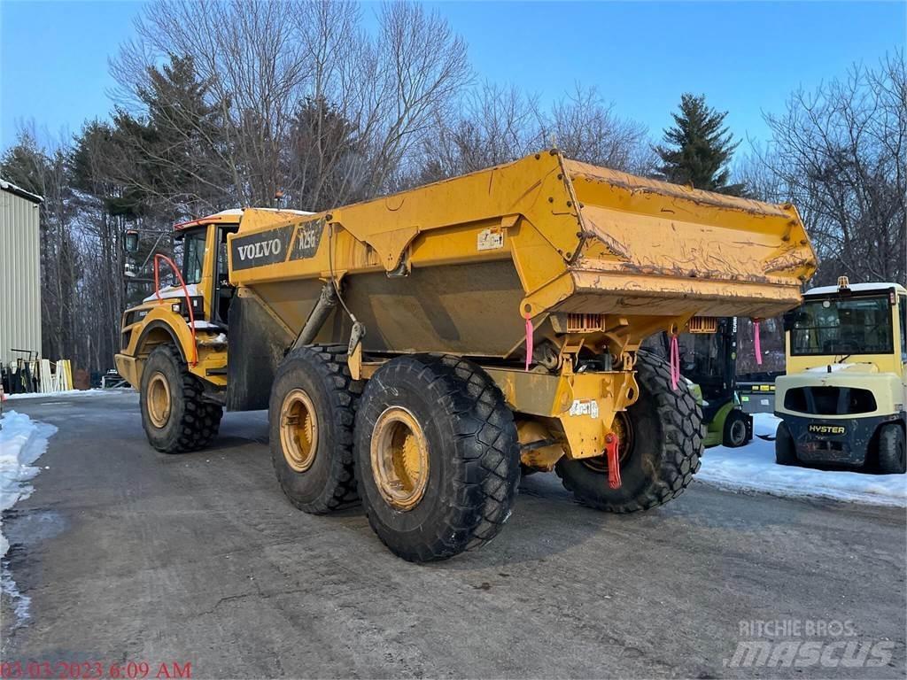 Volvo A25G 鉸接式起吊車