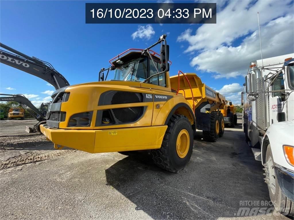 Volvo A25G 鉸接式起吊車