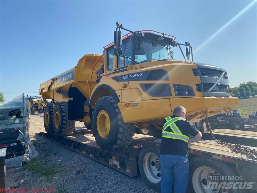 Volvo A25G 鉸接式起吊車