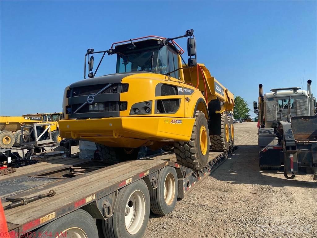 Volvo A25G 鉸接式起吊車