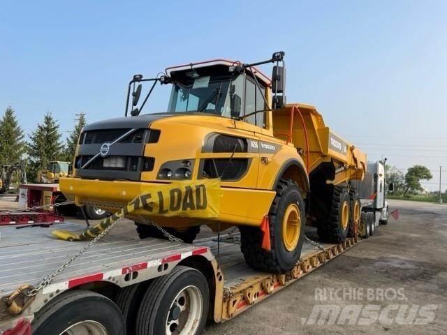 Volvo A25G 鉸接式起吊車