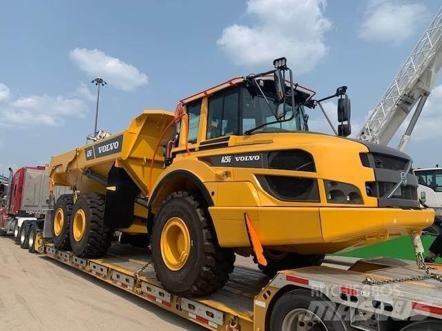 Volvo A25G 鉸接式起吊車
