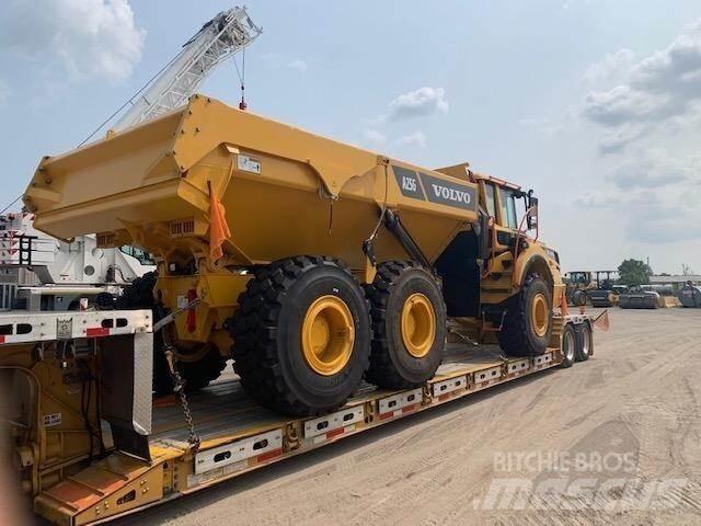 Volvo A25G 鉸接式起吊車