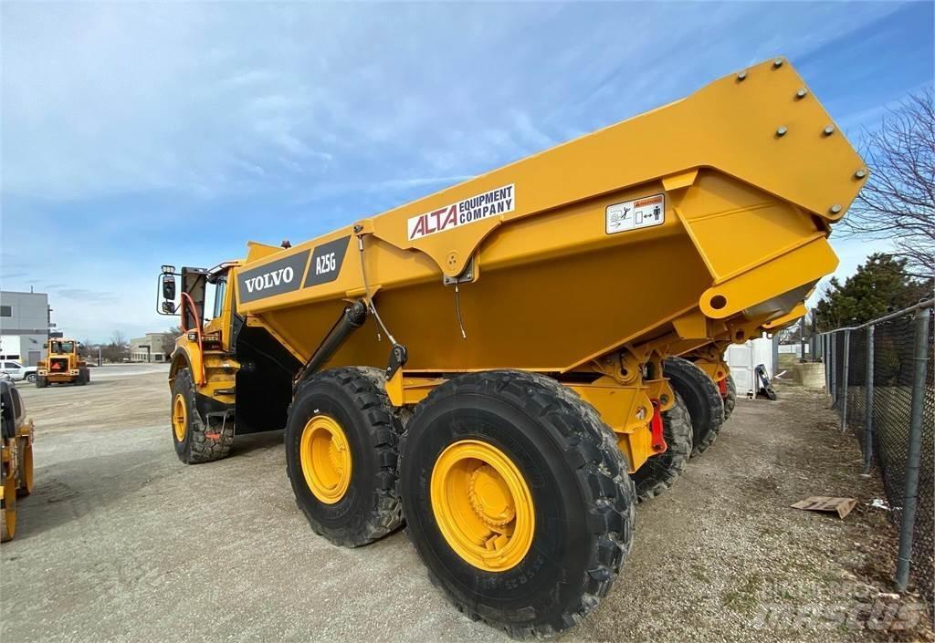Volvo A25G 鉸接式起吊車