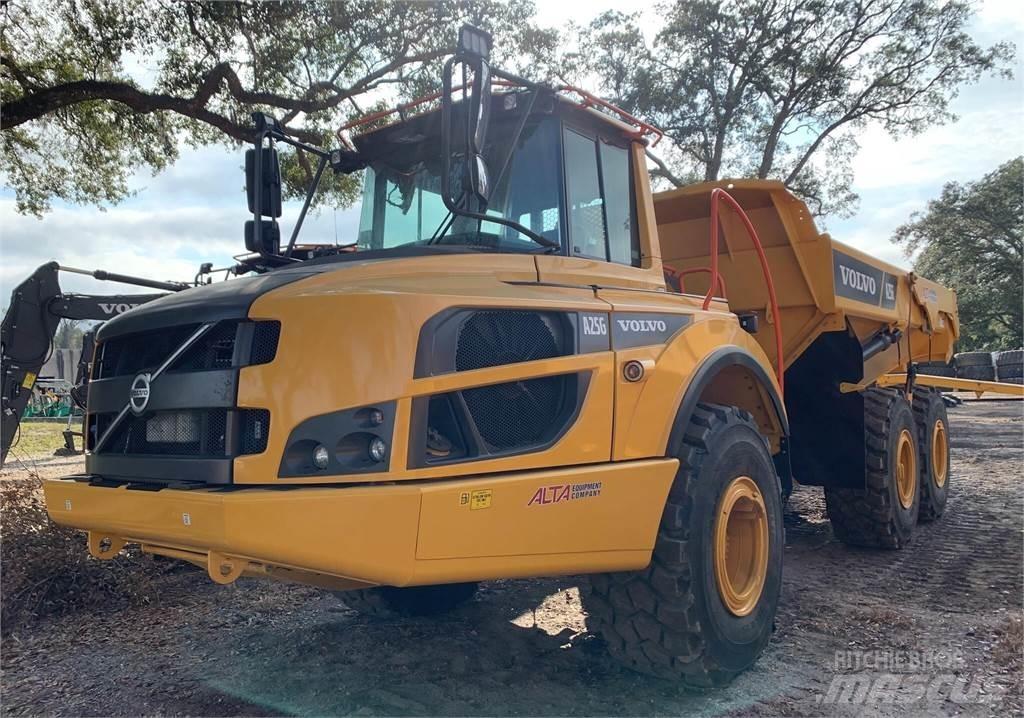Volvo A25G 鉸接式起吊車