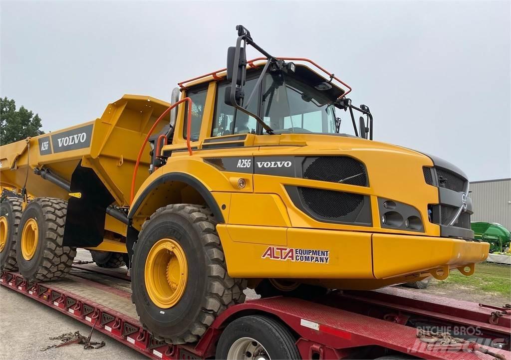 Volvo A25G 鉸接式起吊車