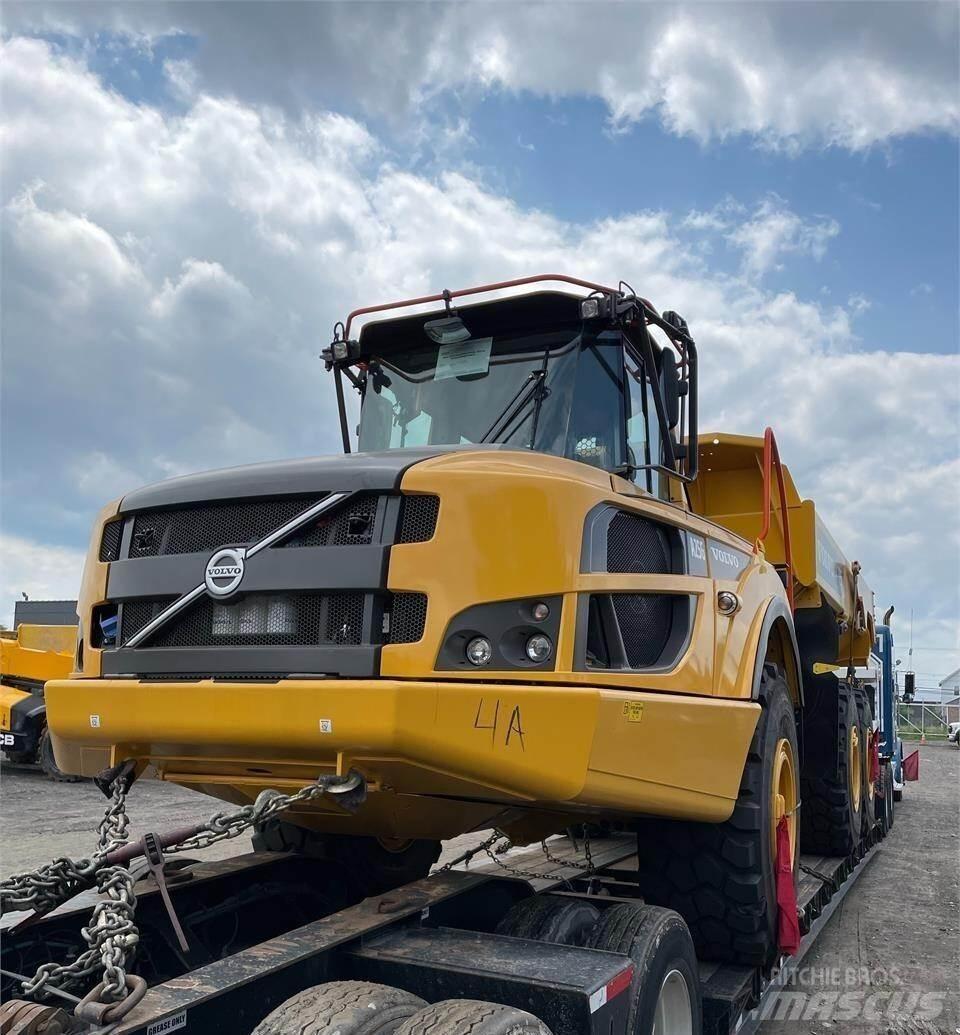 Volvo A25G 鉸接式起吊車