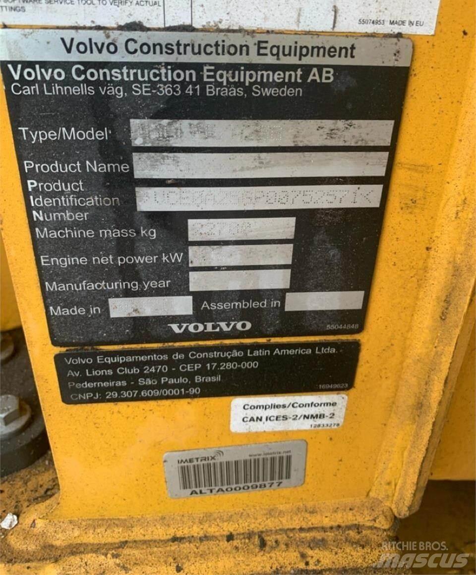 Volvo A25G 鉸接式起吊車