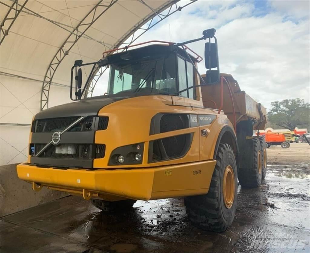 Volvo A25G 鉸接式起吊車