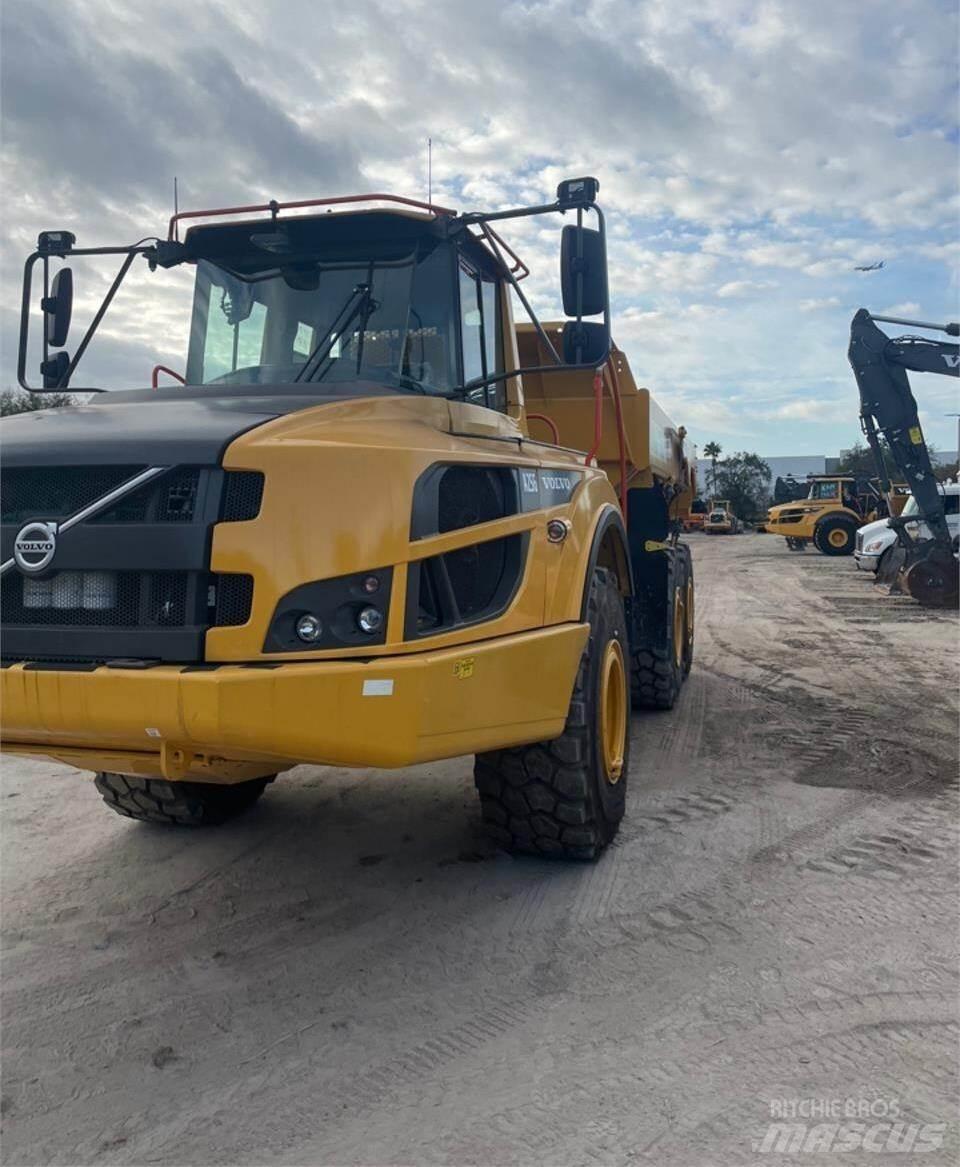Volvo A25G 鉸接式起吊車
