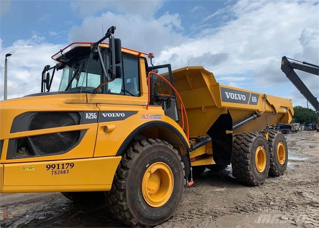Volvo A25G 鉸接式起吊車