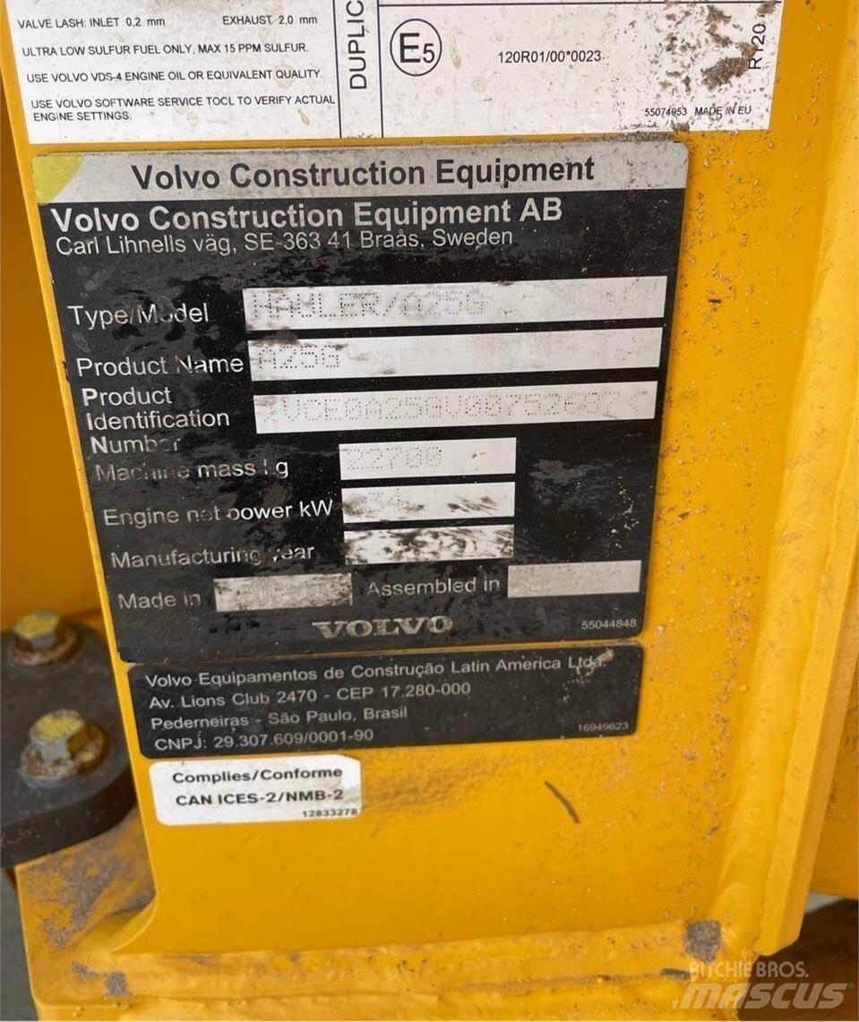 Volvo A25G 鉸接式起吊車