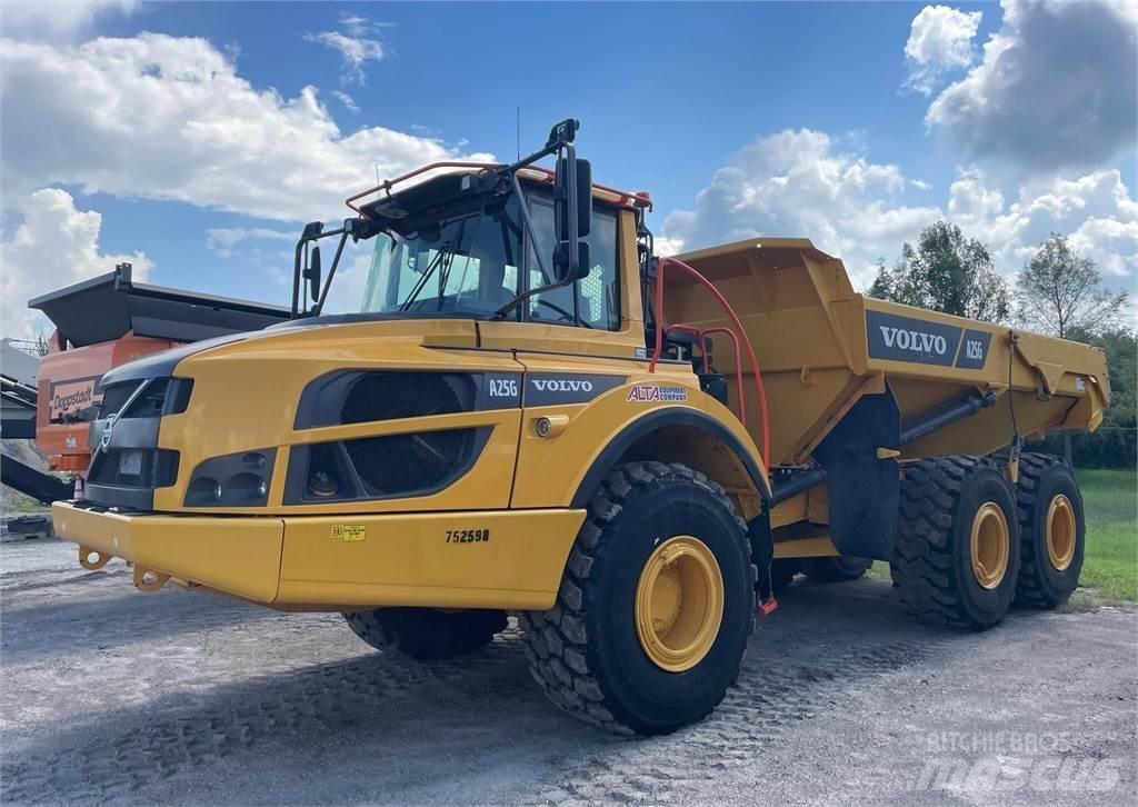 Volvo A25G 鉸接式起吊車