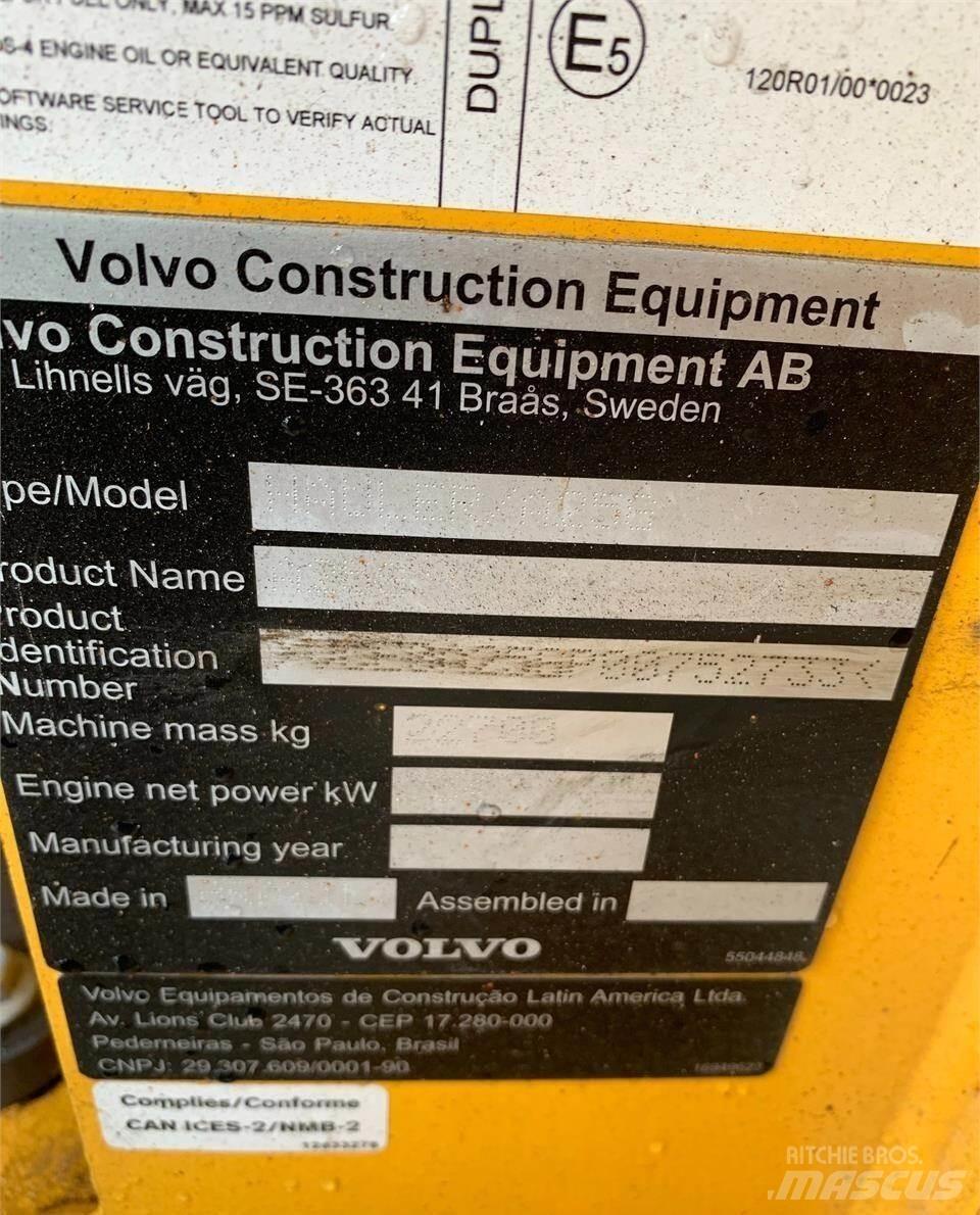 Volvo A25G 鉸接式起吊車