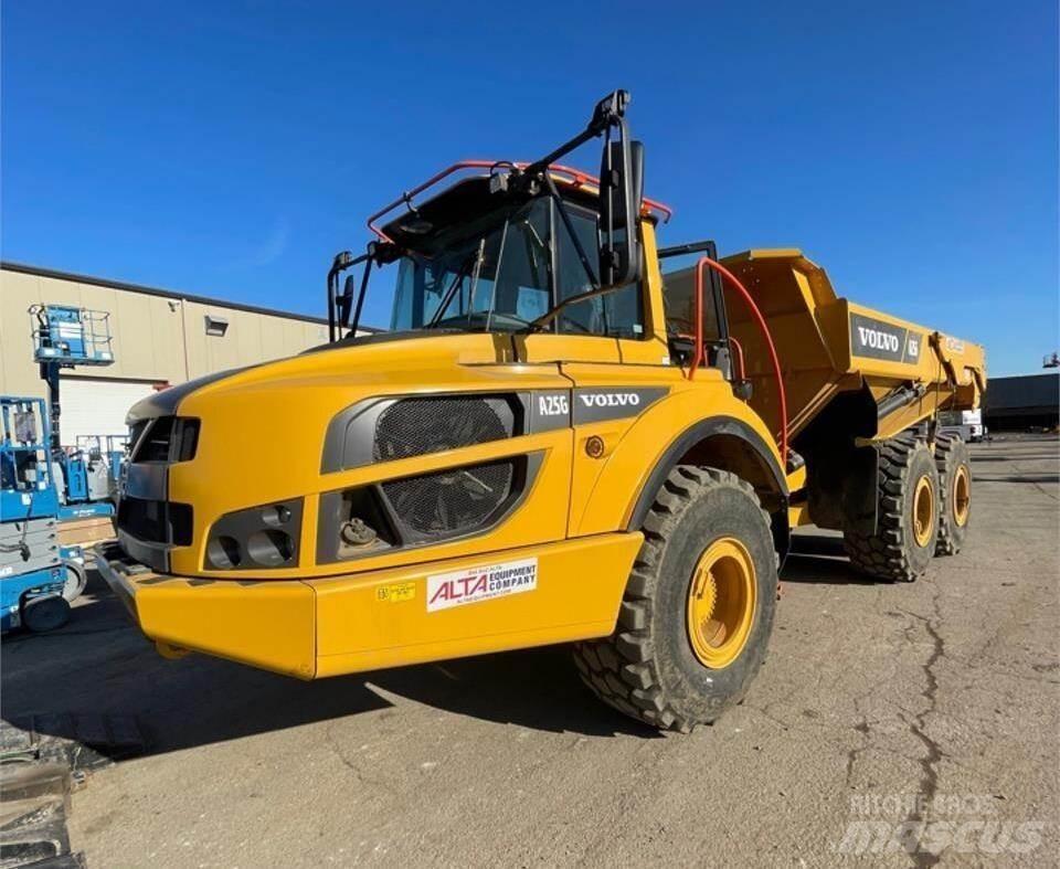 Volvo A25G 鉸接式起吊車