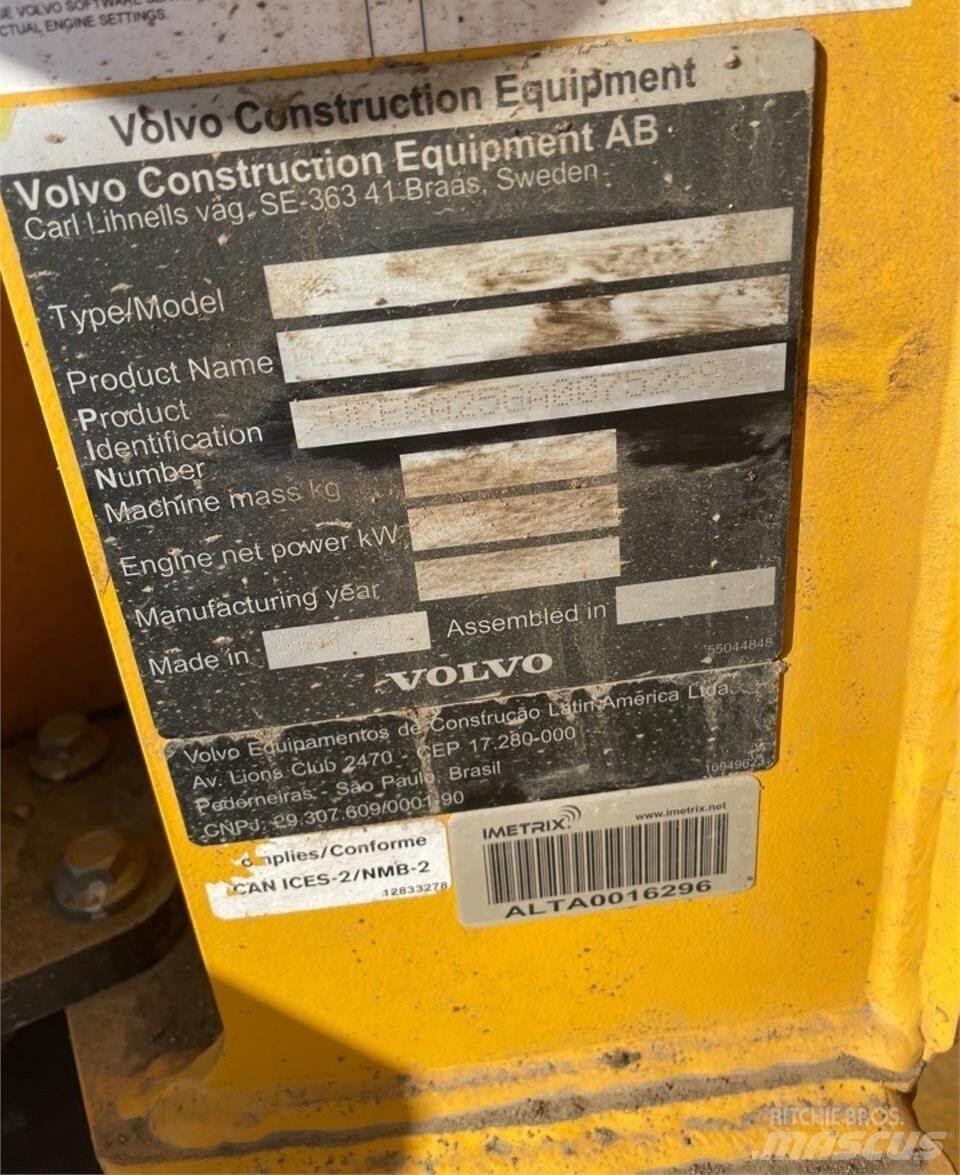 Volvo A25G 鉸接式起吊車